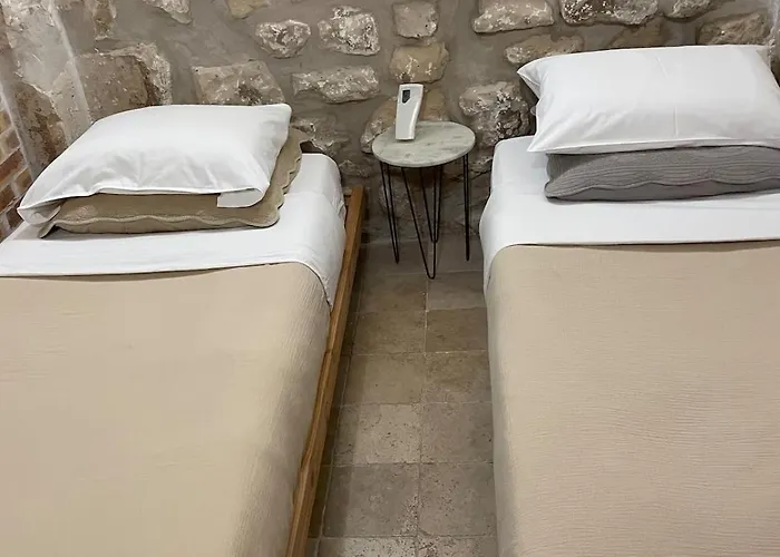 Marais Romantique Centre 4 מלון דירות