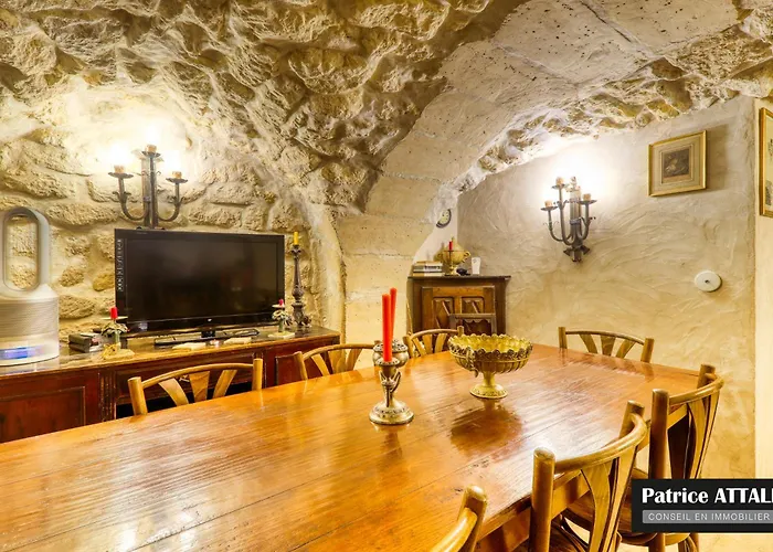 מלון דירות Marais Romantique Centre 4 4*