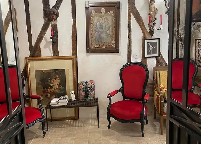 מלון דירות Marais Romantique Centre 4