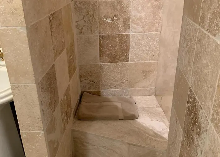 Marais Romantique Centre 4