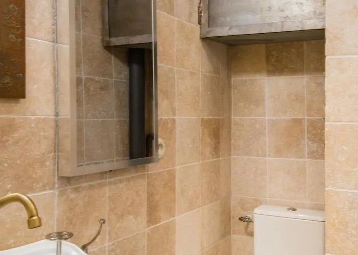 Marais Romantique Centre 4