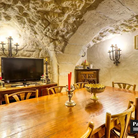 Ξενοδοχείο με διαμερίσματα Marais Romantique Centre 4 4*