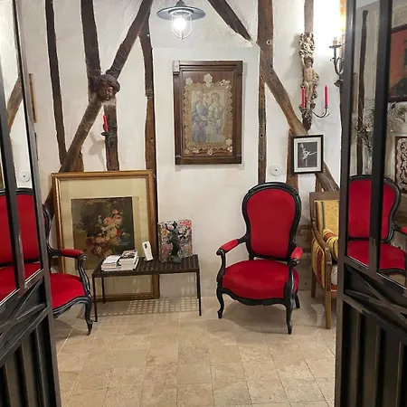 Ξενοδοχείο με διαμερίσματα Marais Romantique Centre 4