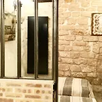Marais Romantique Centre 4 4* Париж