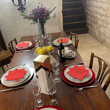 公寓式酒店 Marais Romantique Centre 4 4*